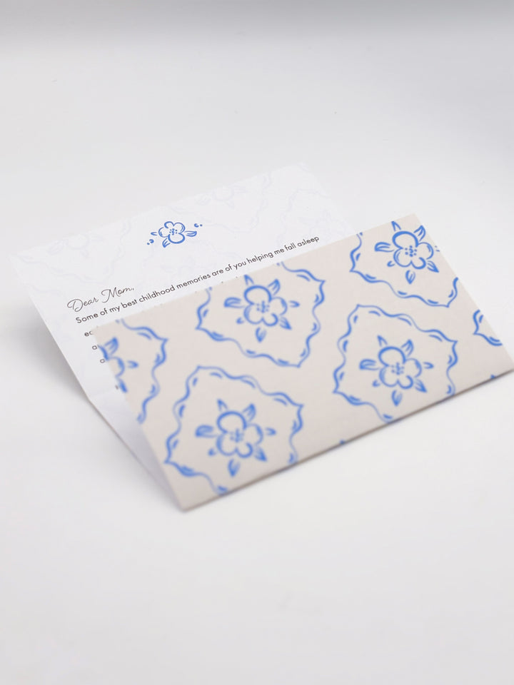 Mom, I Want You to Know: Letters to Share Your Love, Memories, and Heart With Her